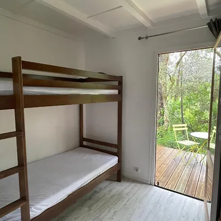 Les Fougeres A81 Les Villages Sous Les Pins 40550 Parque de vacaciones Léon